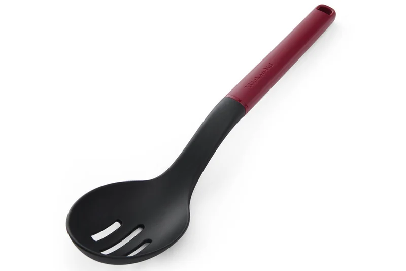 Cuillère ajourée Kitchen Aid en nylon 34cm