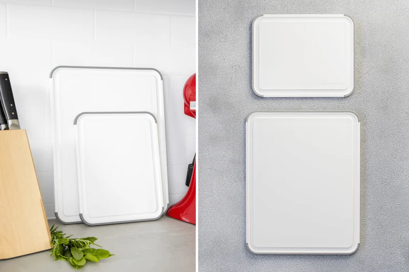 Planche à découper anti-glisse Kitchen Aid réversible en PP blanc