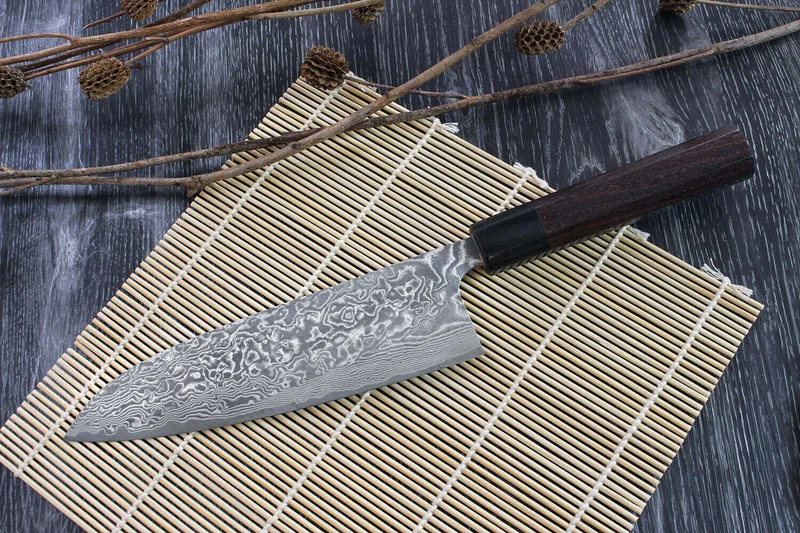 Couteau santoku japonais artisanal Takeshi Saji R2 Nickel Damas 18cm
