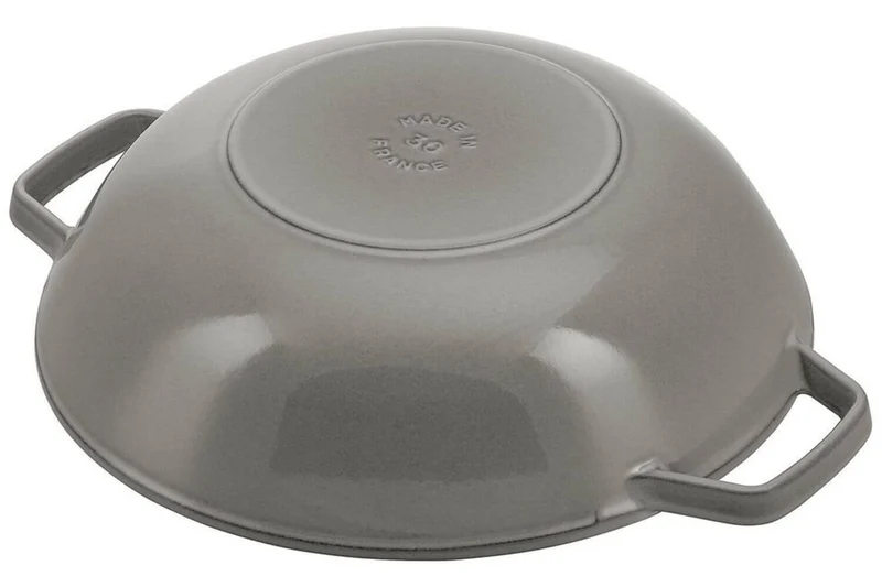 Wok en fonte Staub 30cm avec couvercle en verre + grille
