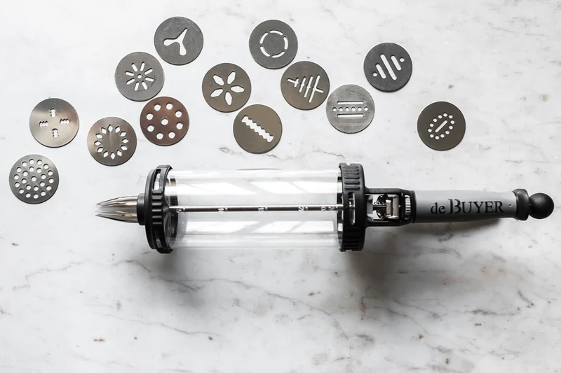 Coffret piston à pression De Buyer Le Tube avec accessoires