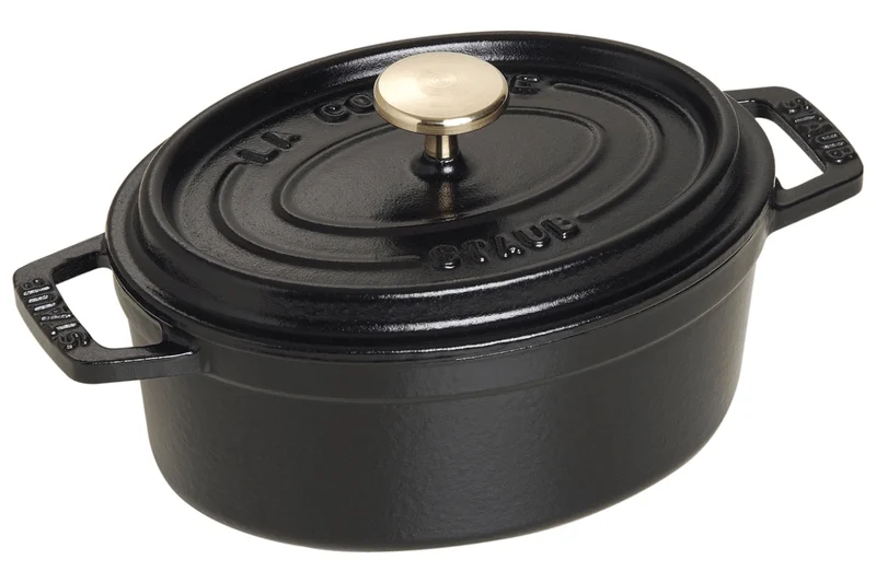 Cocotte Staub ovale en fonte émaillée noir mat