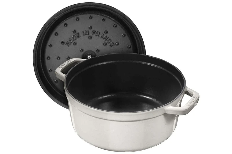 Cocotte STAUB ronde en fonte émaillée truffe blanche