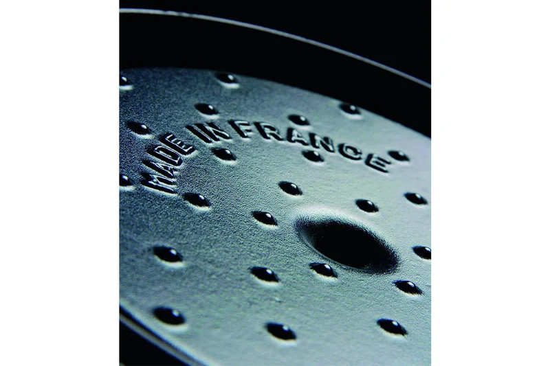 Cocotte STAUB ovale en fonte émaillée gris graphite