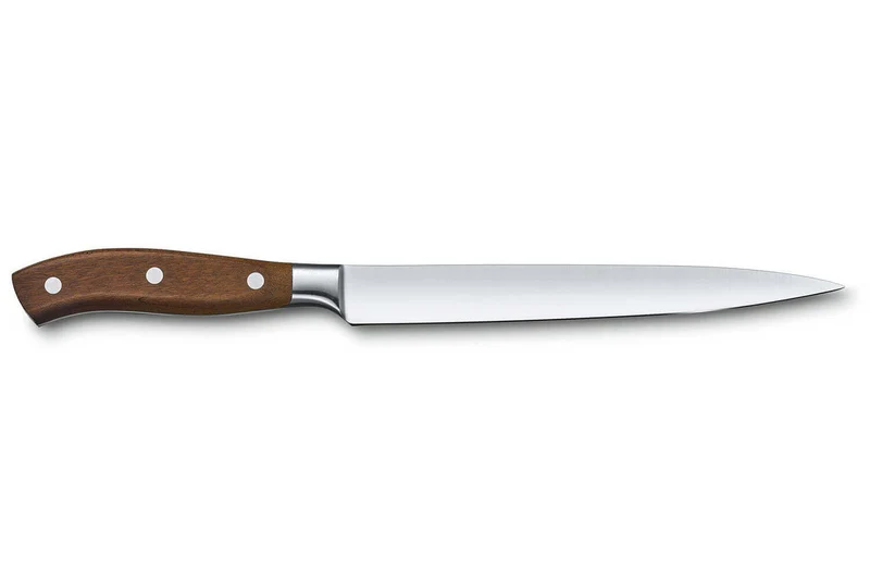 Couteau filet de sole Victorinox Grand Maître Wood forgé flexible 20cm manche érable