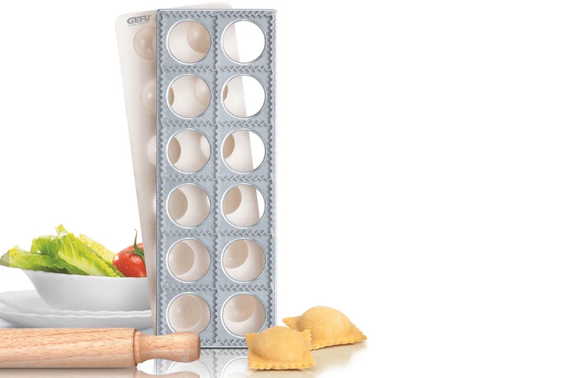 Planche à raviolis Gefu Tasca rectangulaires en polymère avec rouleau en bois