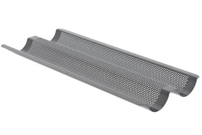 Plaque de cuisson perforée De Buyer pour 2 baguettes