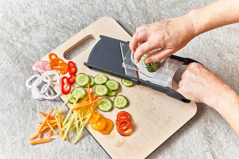 Coupe-légumes De Buyer Komi + 2 peignes à julienne