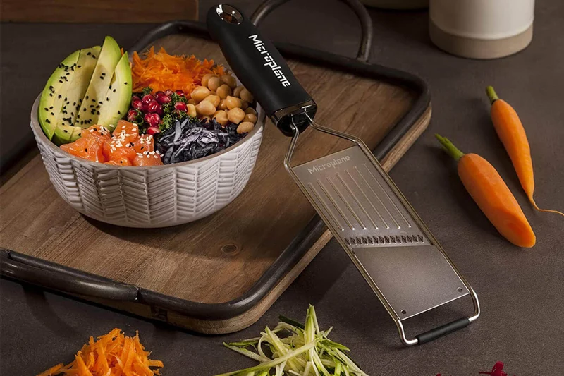 Mandoline à julienne Microplane manche noir