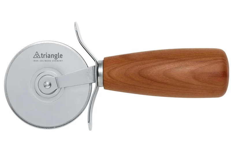Roulette à pizza Triangle manche bois + coffret