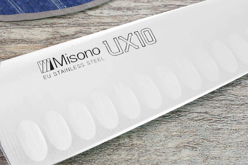 Couteau santoku japonais Misono UX10 alvéolé 18cm