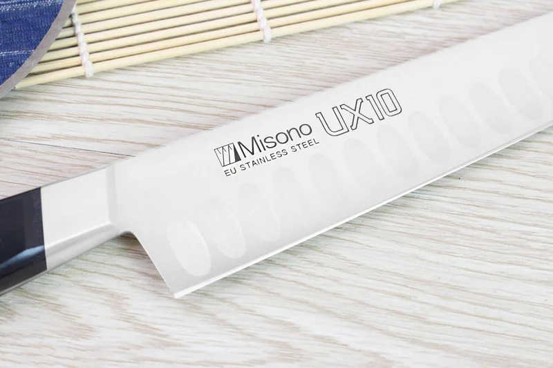 Couteau à découper japonais Misono UX10 alvéolé 24cm
