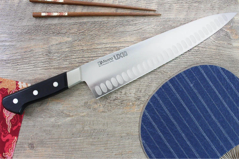 Couteau de chef japonais Misono UX10 alvéolé 30cm