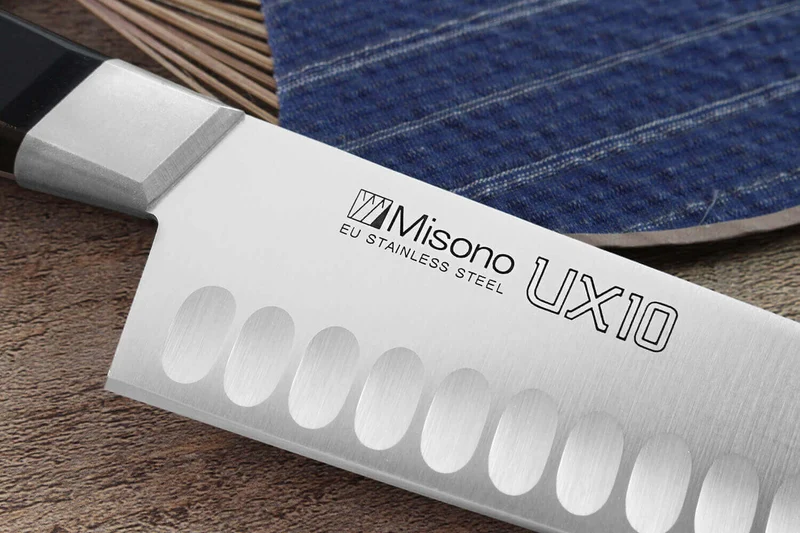 Couteau de chef japonais Misono alvéolé UX10 24cm