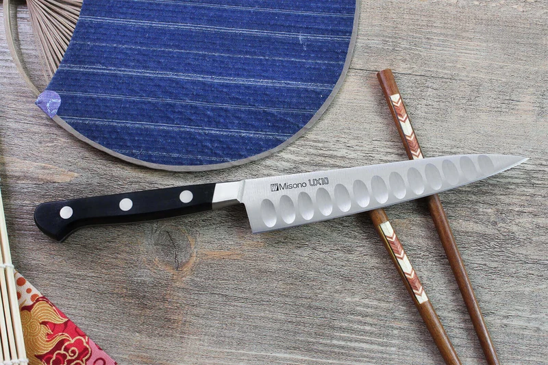 Couteau universel japonais Misono UX10 alvéolé 15cm