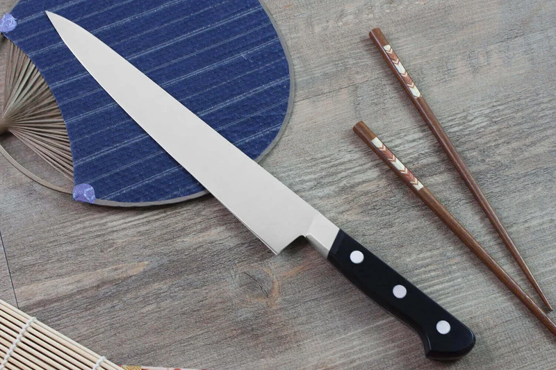 Couteau à découper japonais Misono UX10 24cm