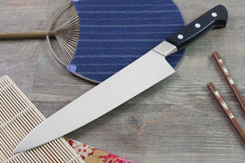 Couteau de chef japonais Misono UX10 24cm