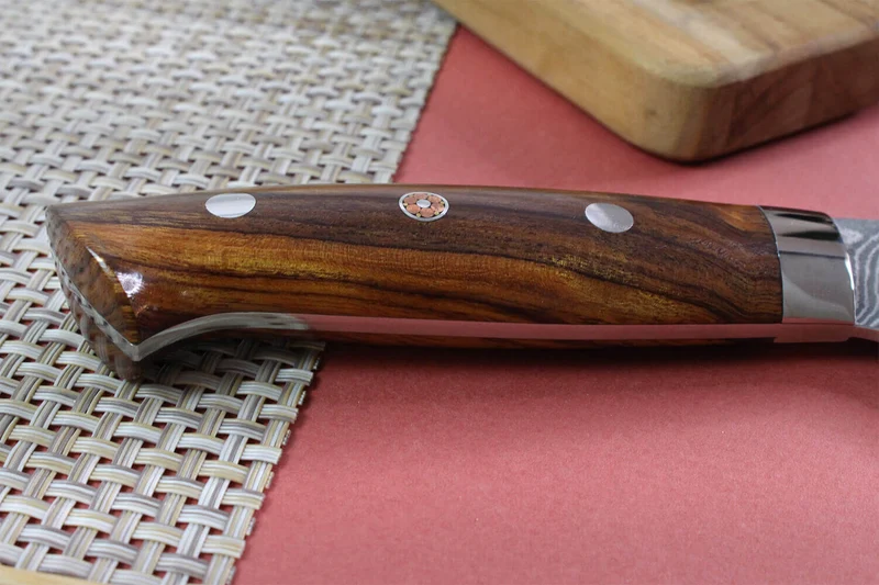 Couteau santoku japonais Takeshi Saji R2 Damas Mosaïque 17,5cm