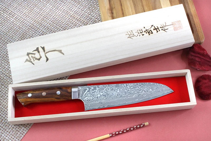 Couteau santoku japonais Takeshi Saji R2 Damas Mosaïque 17,5cm