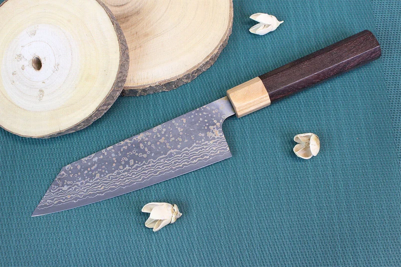 Couteau bunka japonais artisanal Takeshi Saji VG10 Gold 16,5cm