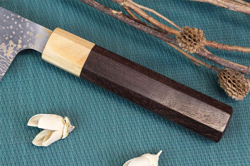 Couteau bunka japonais artisanal Takeshi Saji VG10 Gold 16,5cm