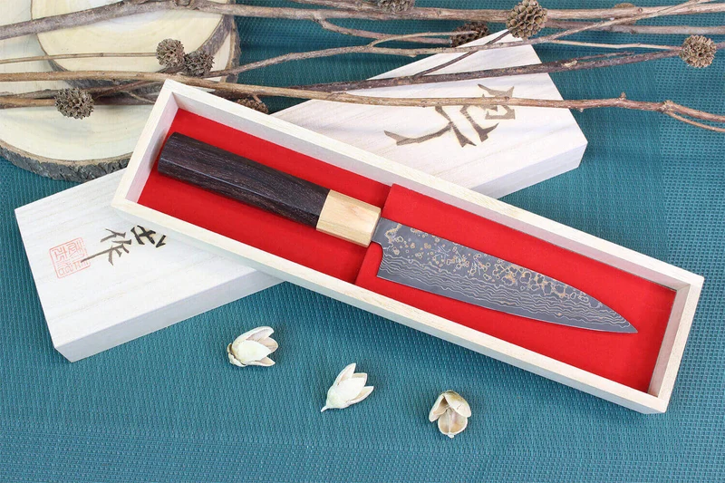 Couteau universel japonais artisanal Takeshi Saji VG10 Gold 13,5cm
