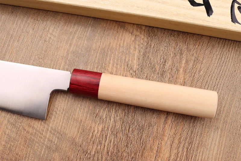 Couteau de chef japonais Tsunehisa VG10 Honoki 24cm