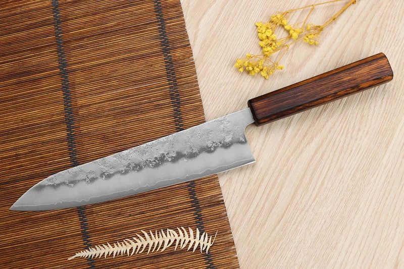 Couteau de chef japonais artisanal Wusaki Yoshi G3 chêne 21,5cm