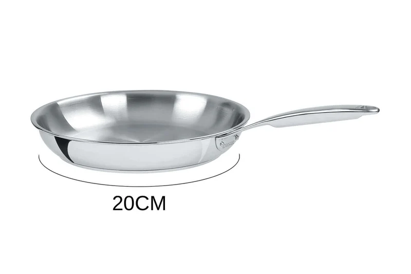 Poêle Cristel Castel'Pro en acier inoxydable 18/10 5 ply