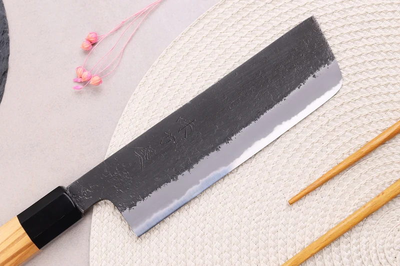 Couteau nakiri 16,5cm japonais artisanal Hinoura Mutsumi Ajikataya Black Nashiji