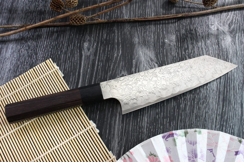 Couteau bunka japonais artisanal Takeshi Saji R2 Damas 18cm