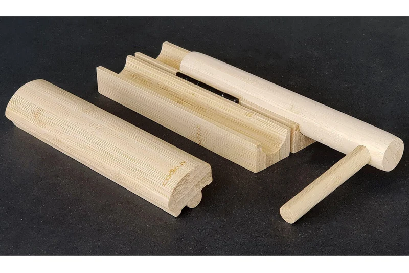 Coffret cadeau Sooshi Cookut 1 appareil à sushi/maki + 4 baguettes + 1 livre de recettes