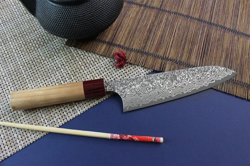 Couteau de chef japonais artisanal Yoshimi Kato 18cm VG10 Nickel Damascus cerisier