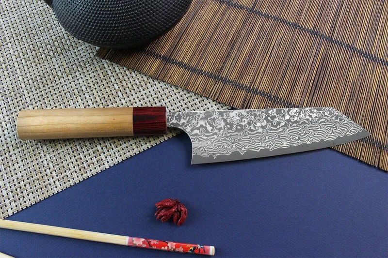 Couteau bunka japonais artisanal Yoshimi Kato 16,5cm VG10 Nickel Damascus cerisier