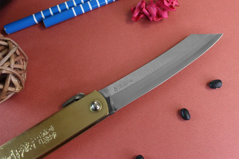 Couteau de poche Higonokami Kanetsune lame 9cm manche laiton