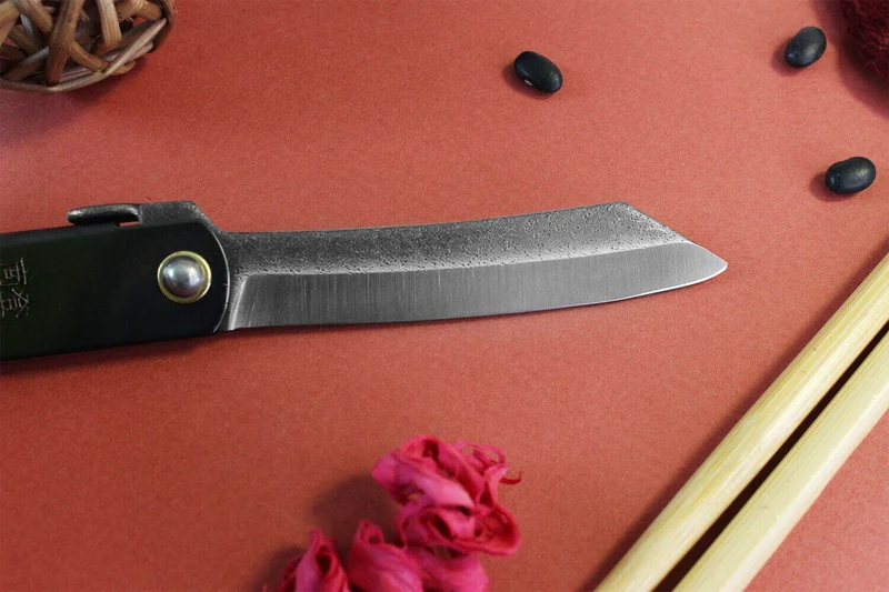 Couteau de poche Higonokami Kanetsune lame 7,5cm manche acier noir