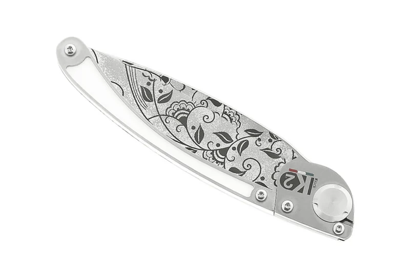 Couteau pliant K2 Elegance K2.20M manche inox décor arabesque 11,5cm + étui suédine