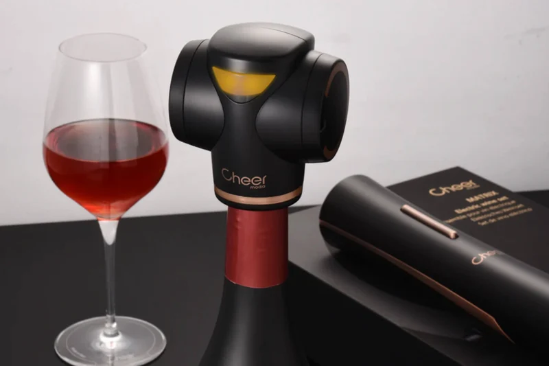 Coffret tire-bouchon électrique et accessoires pour le vin Cheer Moda Matrix - Noir & Bronze