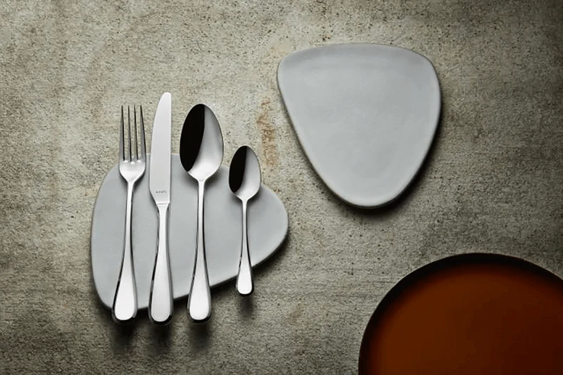 Ménagère 24 couverts de table Amefa 8050 Drift inox 18/10