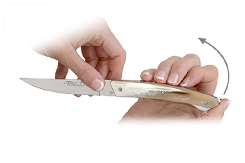 Couteau pliant Le Thiers Verrou Claude Dozorme manche corne claire 12cm
