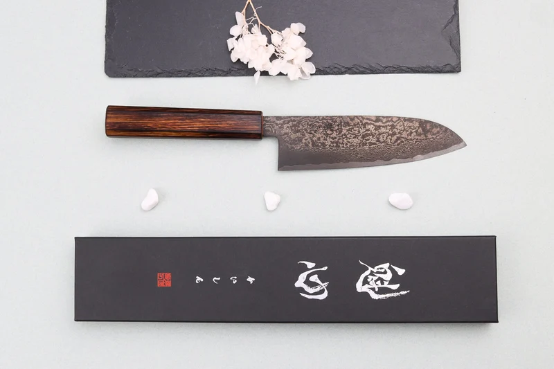 Couteau santoku 16,5cm japonais artisanal Nakamura Kaishin Ginsan Black Damas