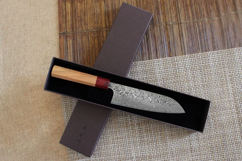 Couteau santoku japonais artisanal Yoshimi Kato 17cm SG2 Damascus cerisier