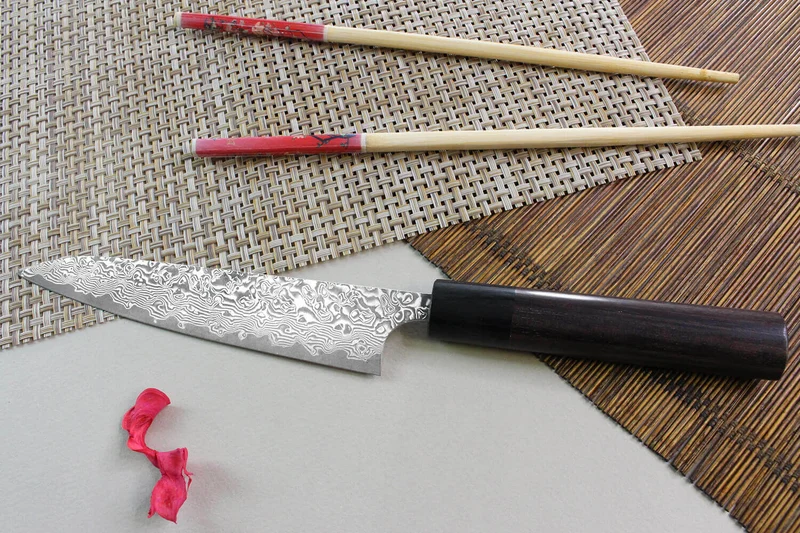 Couteau universel japonais artisanal Yoshimi Kato 15cm VG10 Nickel Damascus