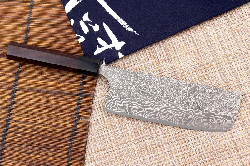 Couteau nakiri japonais artisanal Masakage Kumo 16,5cm damas 63 couches