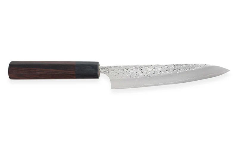 Couteau universel japonais artisanal martelé Yu Kurosaki Shizuku 15cm acier SG2