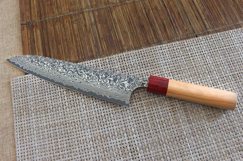 Couteau de chef japonais artisanal Yoshimi Kato 21cm VG10 Nickel Damascus cerisier