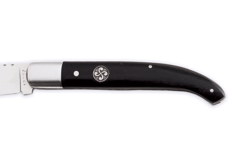 Couteau pliant Au Sabot Le Basque acier Sandvik manche ébène 11cm