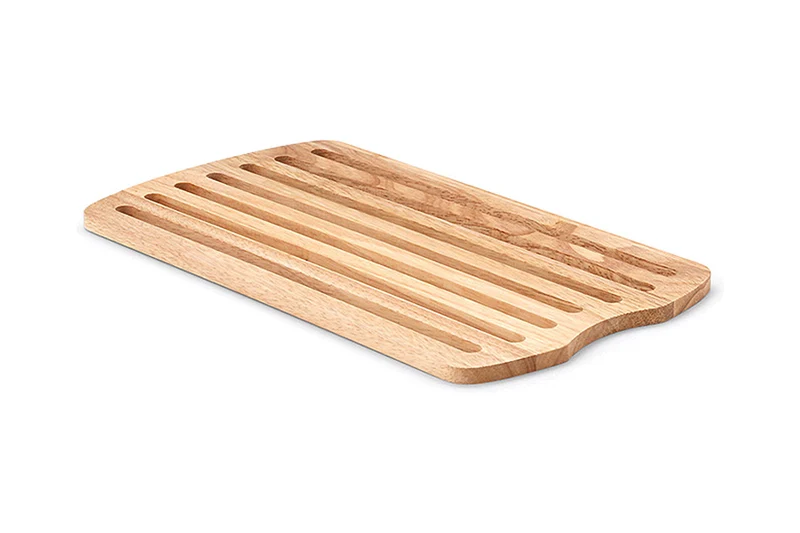 Planche à pain Continenta en bois d'hévéa 45x26x2cm + grille ramasse-miettes