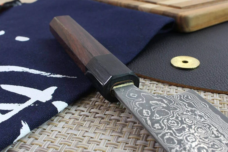 Couteau de chef japonais artisanal Masakage Kumo 24cm damas 63 couches