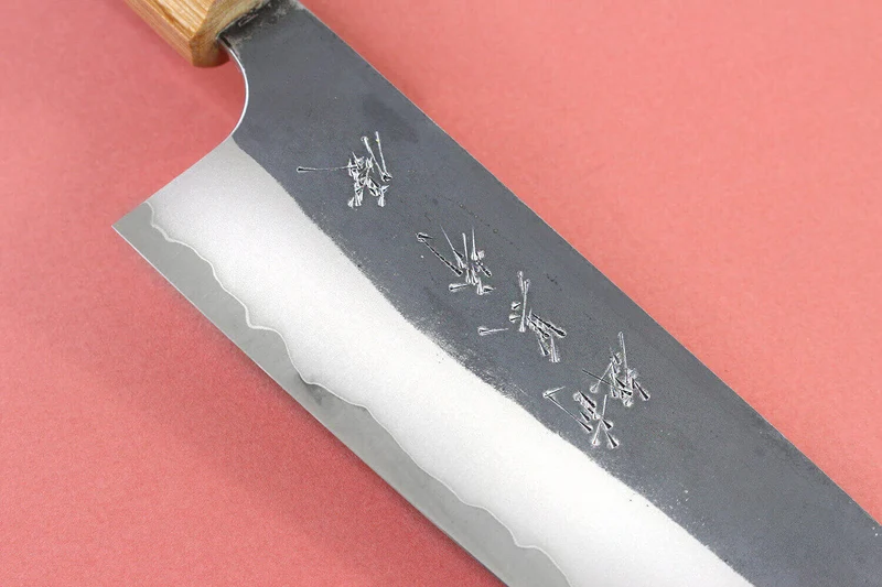 Couteau santoku japonais artisanal Yu Kurosaki Yami Aogami Super 16,5cm